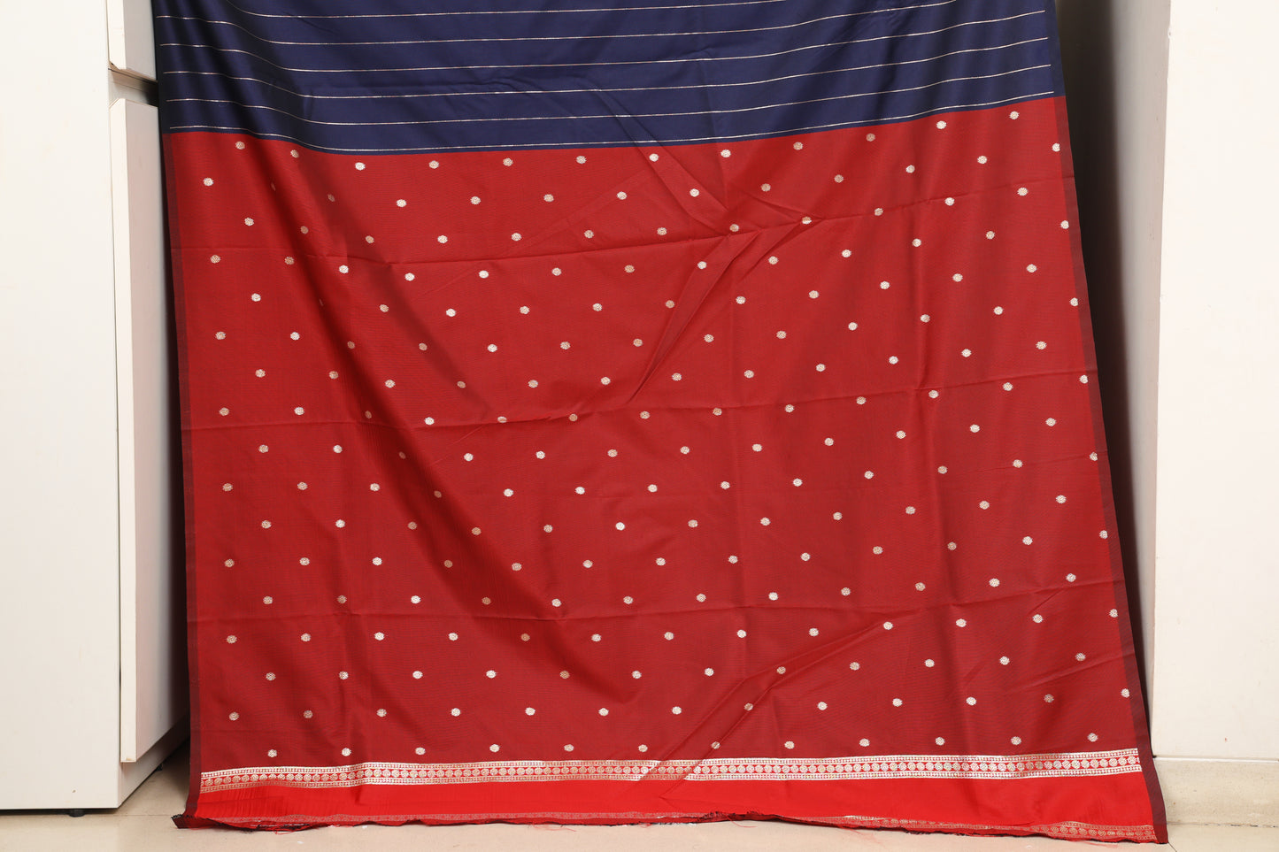 Navi Blue & Sindoor Red Contrast Narayanpeth Saree