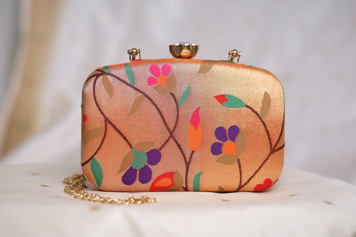 Paithani All Over Design Frame Clutch -04
