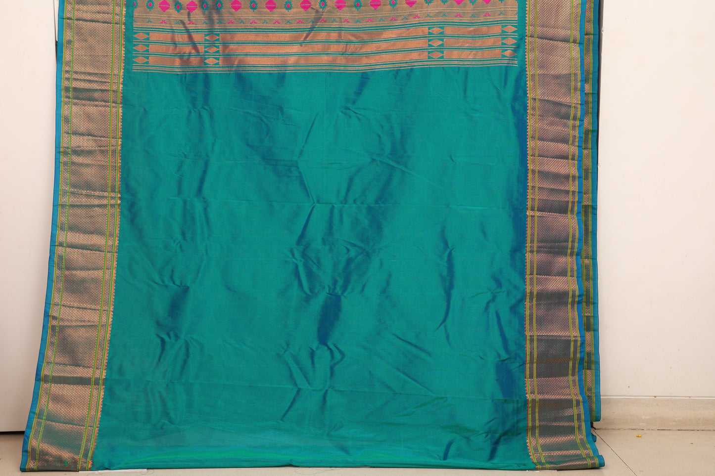 Aqua Blue Kalanji Paithani