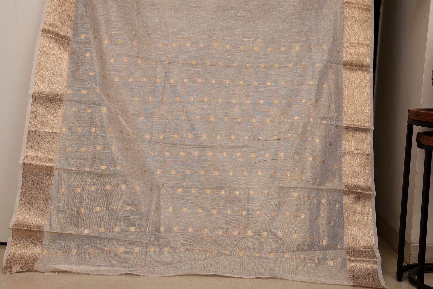 Ivory Gold Linen Tissue Blend Paithani