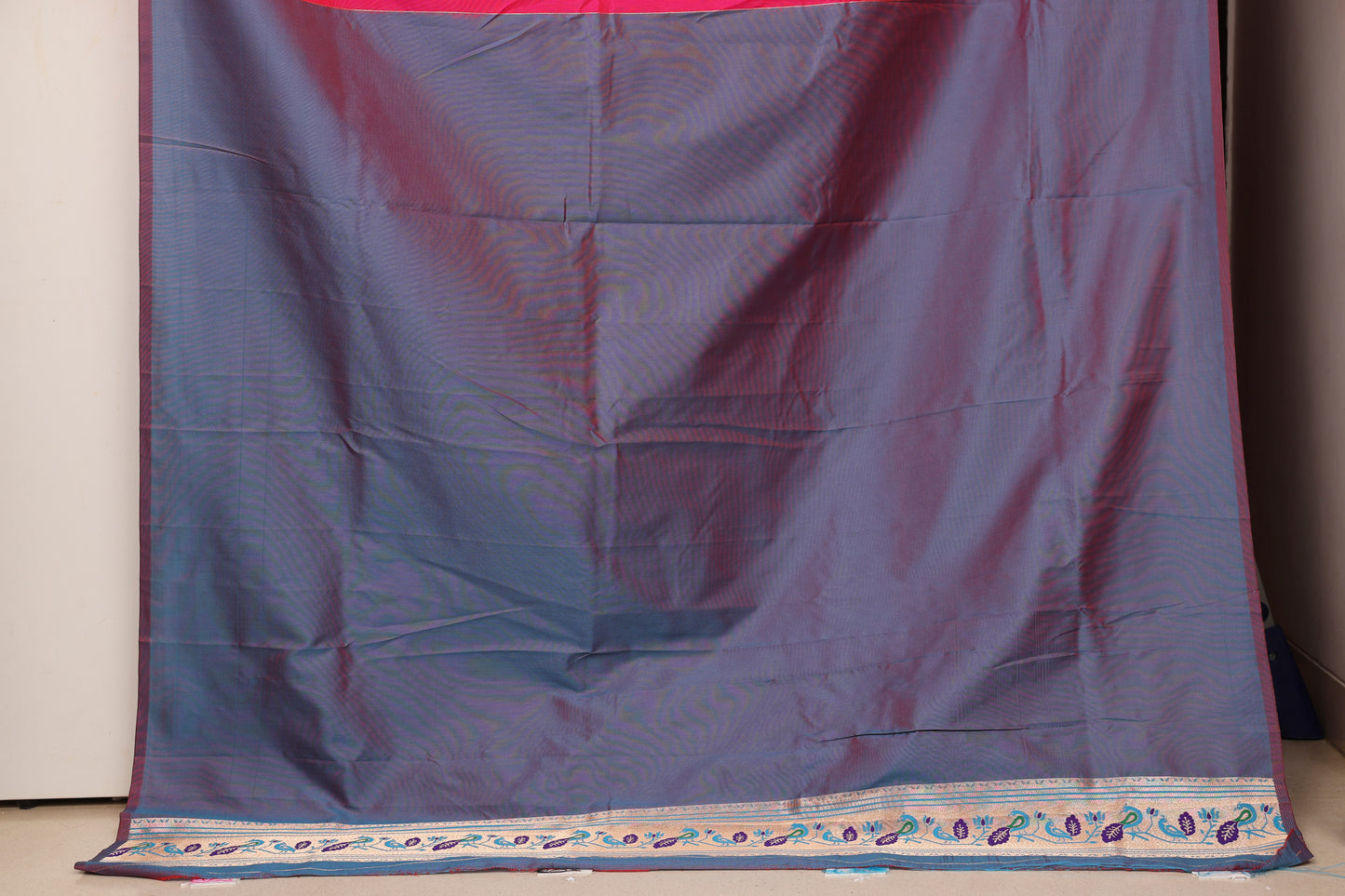 Rani Pink Bangdi More Paithani