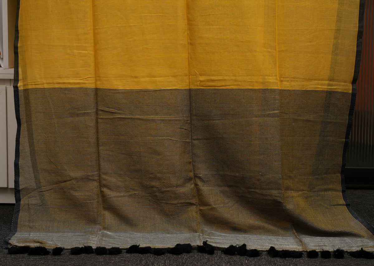 Mustard Yellow Contrast Pallu Pure Mulmul Saree