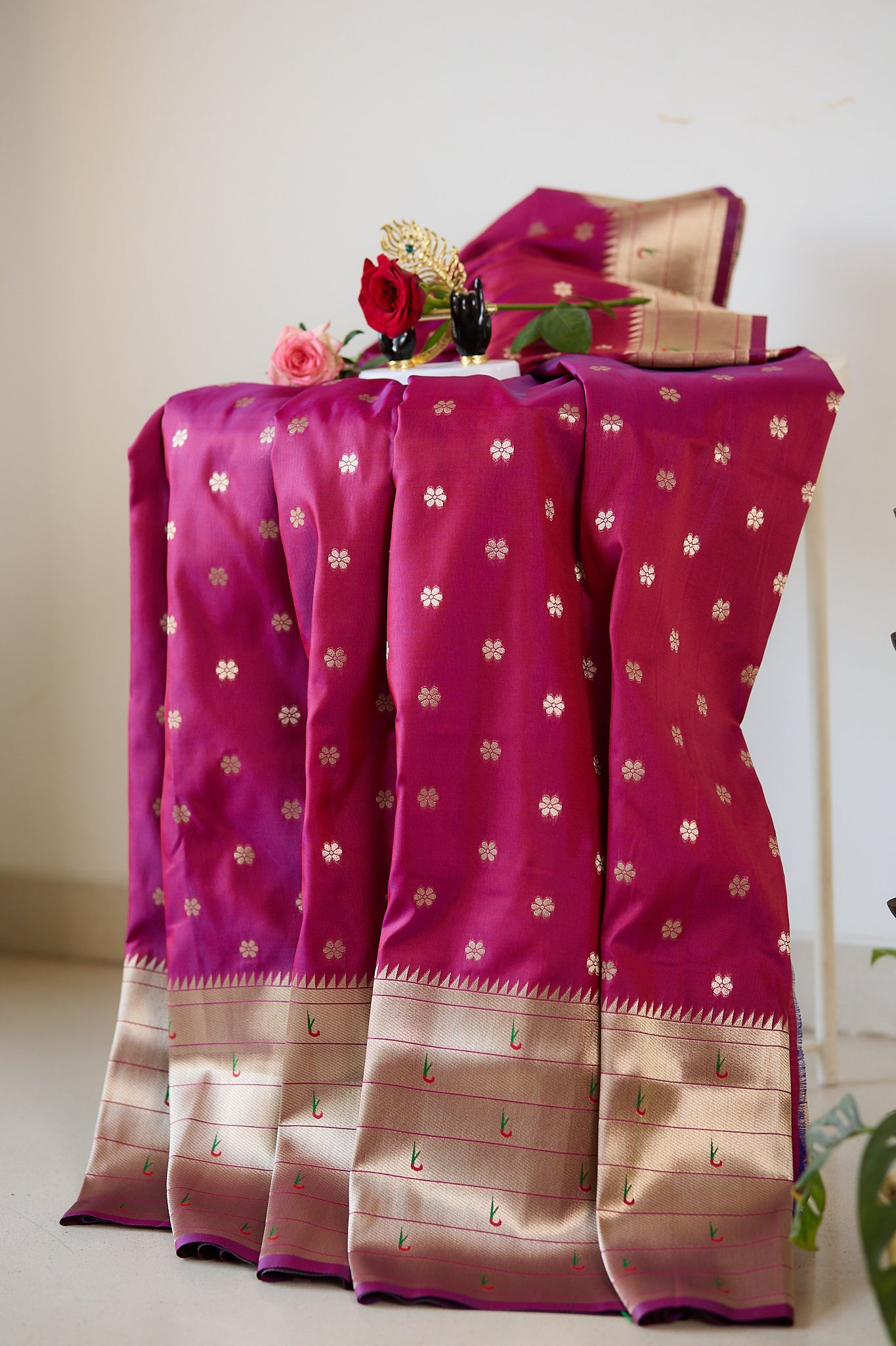 Royal Magenta Seven Rows Muniya Skirt Border Paithani