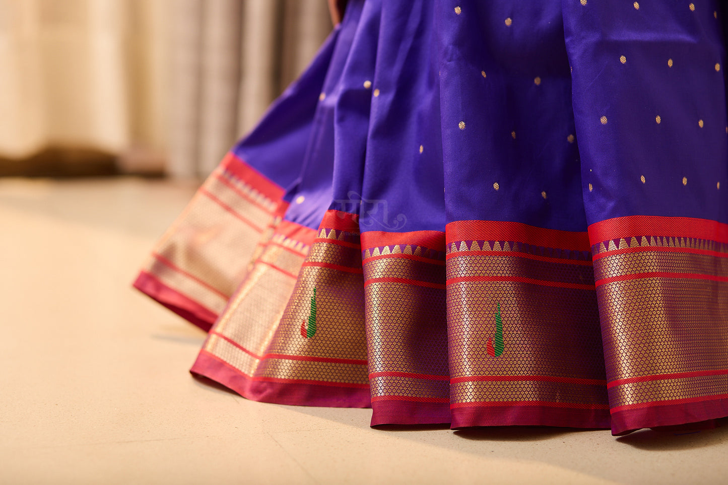 Royal blue silk blend Paithani Saree Ganga jammuna border with unstitched blouse