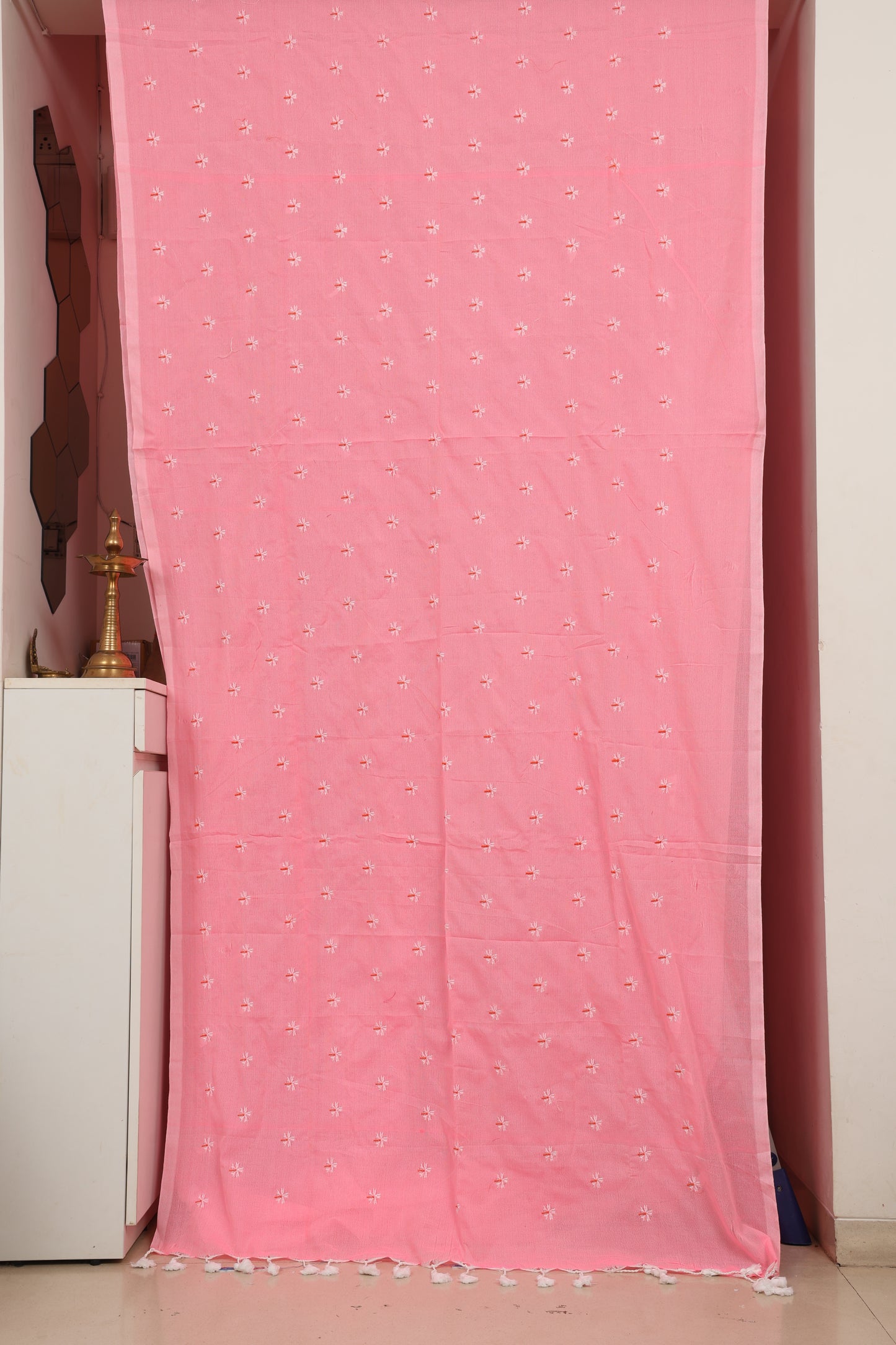 Baby Pink Phul Butti Cotton Saree