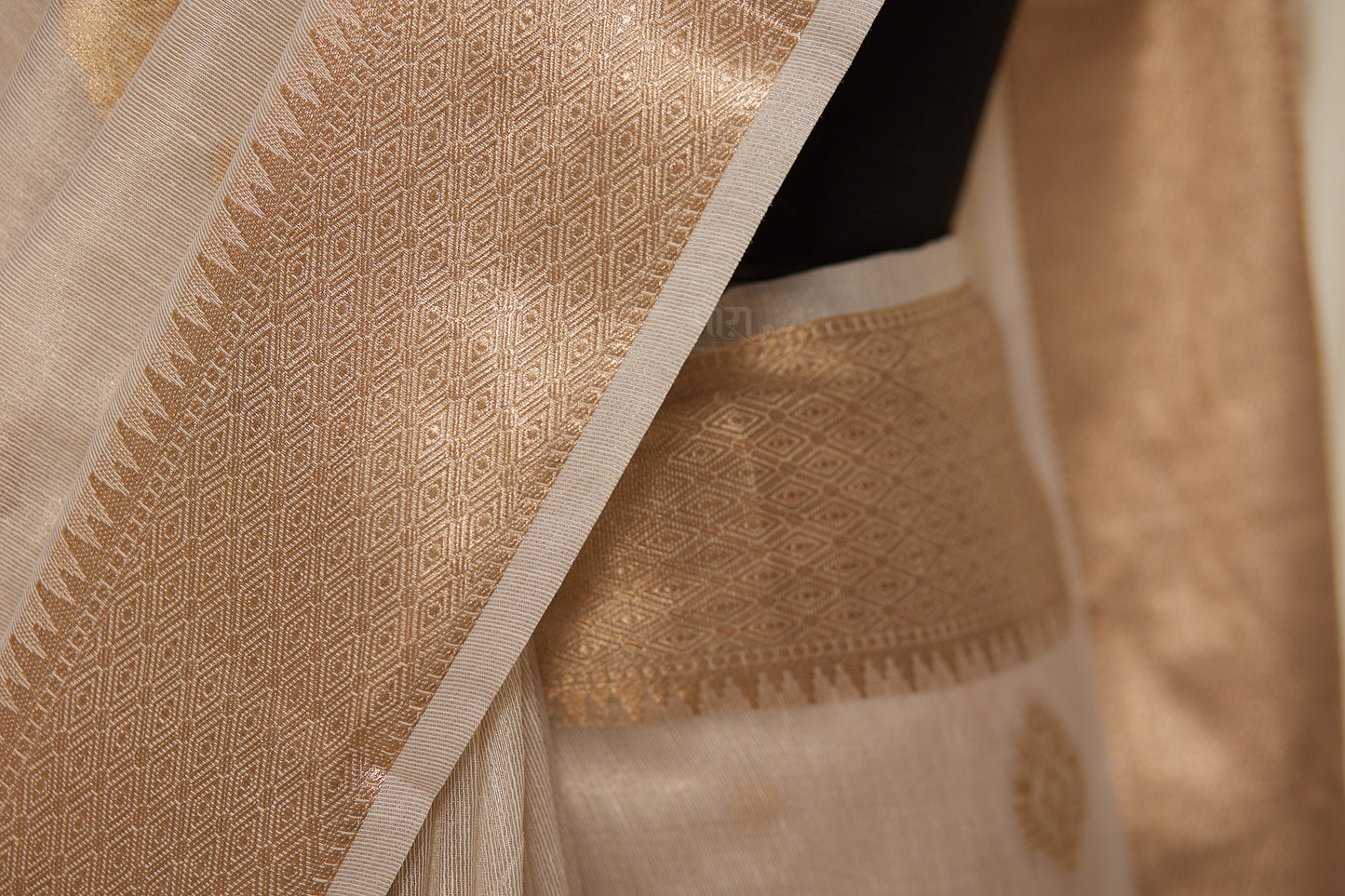Off White Silk Blend Tissue  Paithani Saree with unstitched blouse