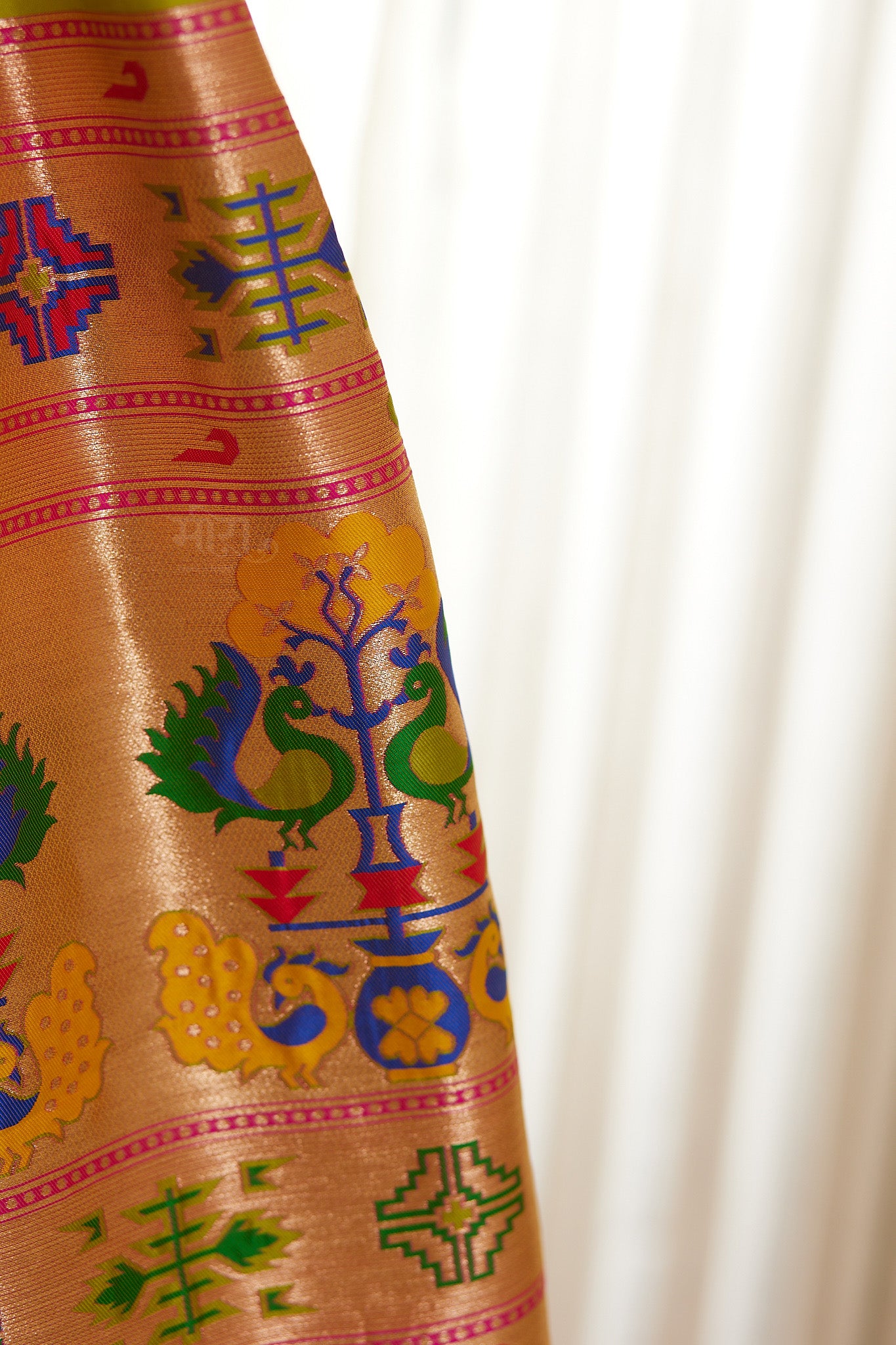 Parrot green Kanjivaram Silk blend Paithani Saree with unstitched blouse