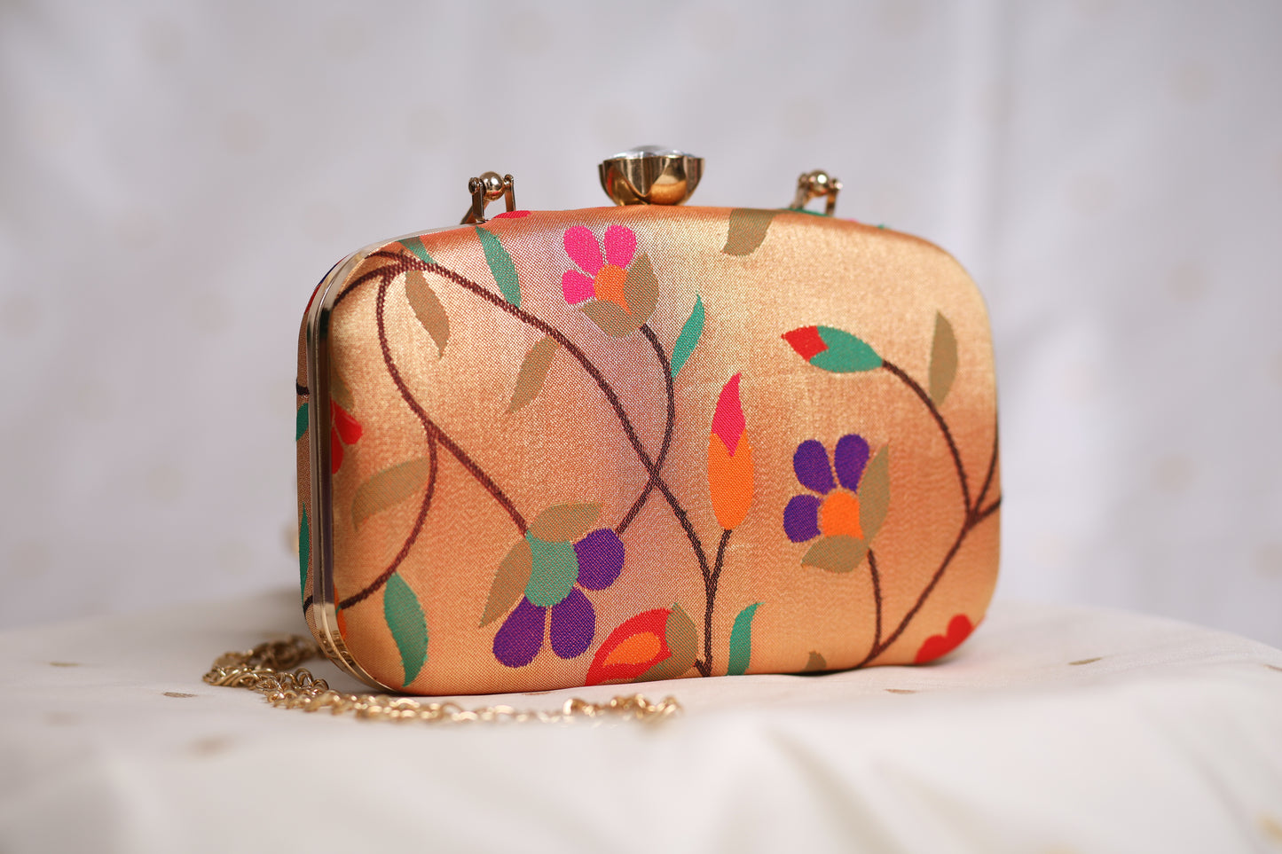 Paithani All Over Design Frame Clutch -04
