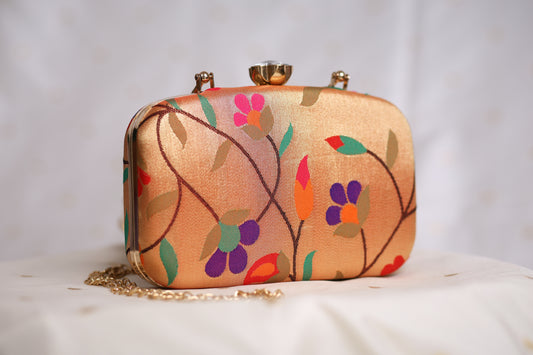 Paithani All Over Design Frame Clutch -04
