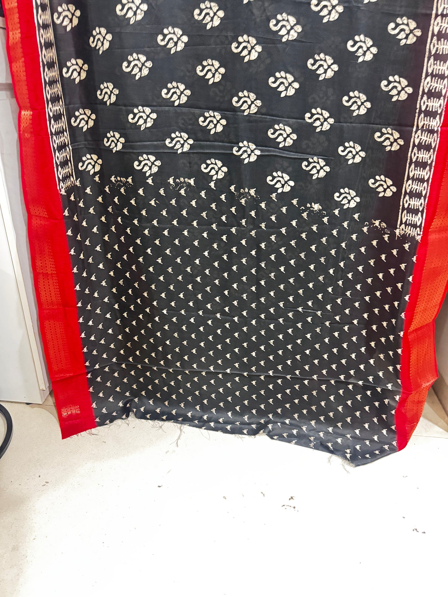 Black and Red Dola Silk