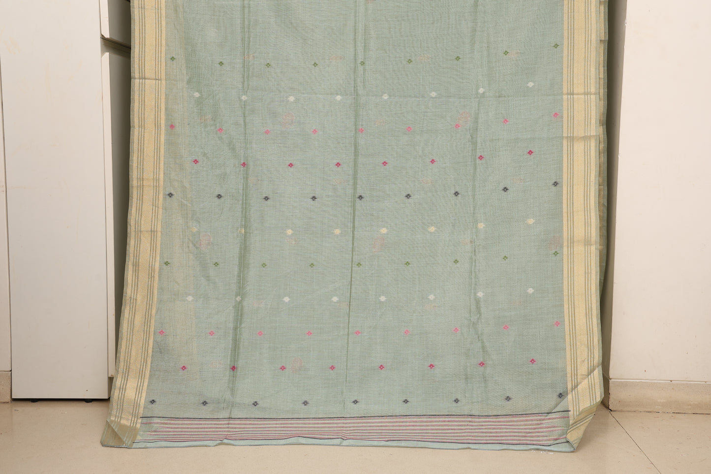 Pastel Mint Green Tissue Linen Paithani