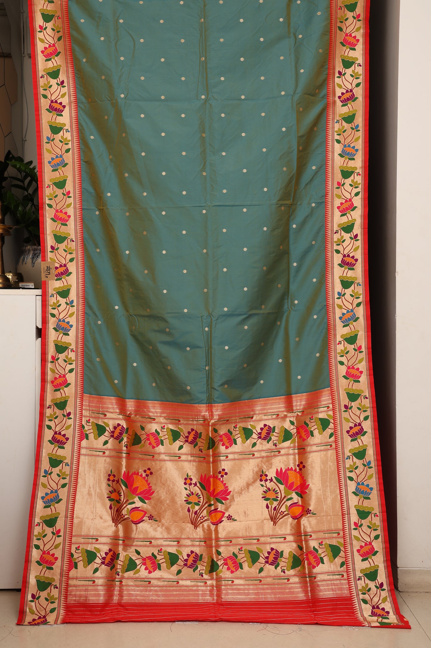 Sea Green Teal Lotus Border Paithani
