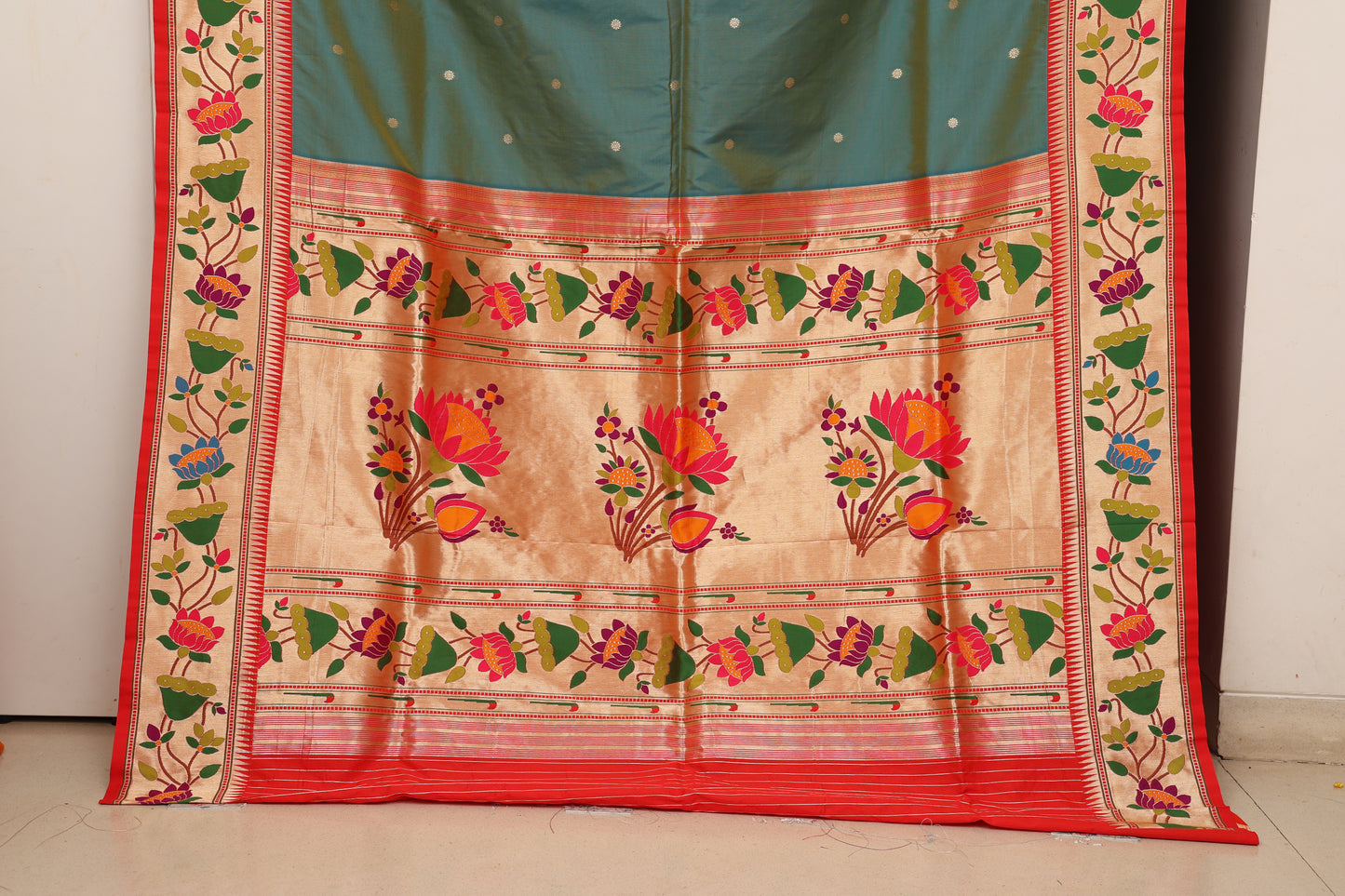 Sea Green Teal Lotus Border Paithani