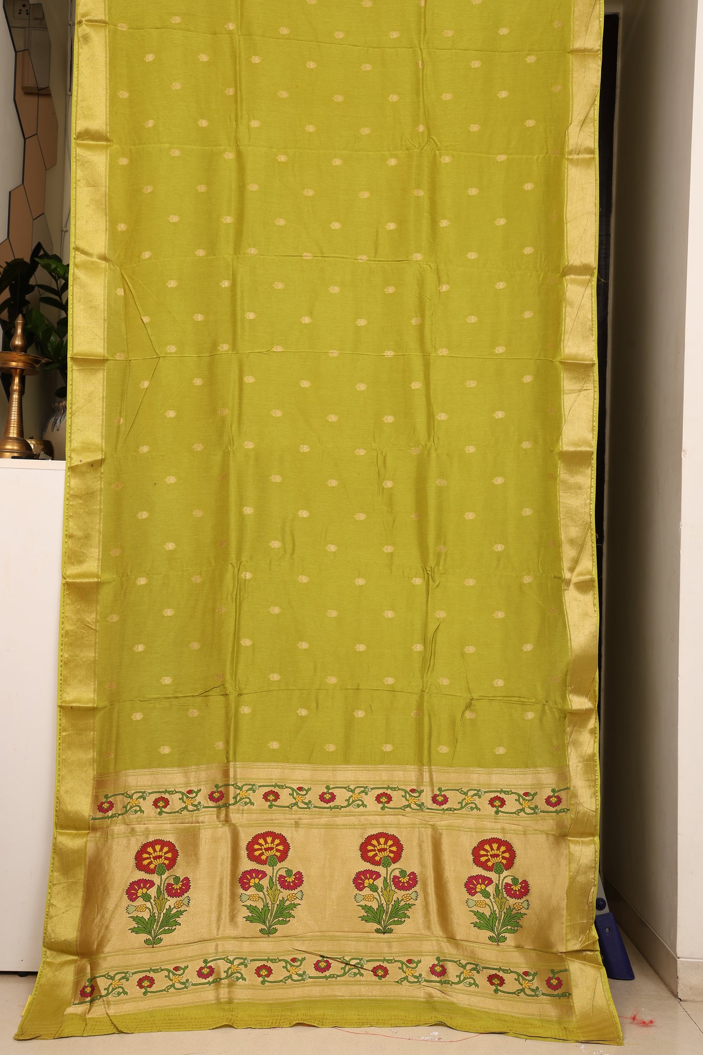 Parrot Lime Munga Paithani