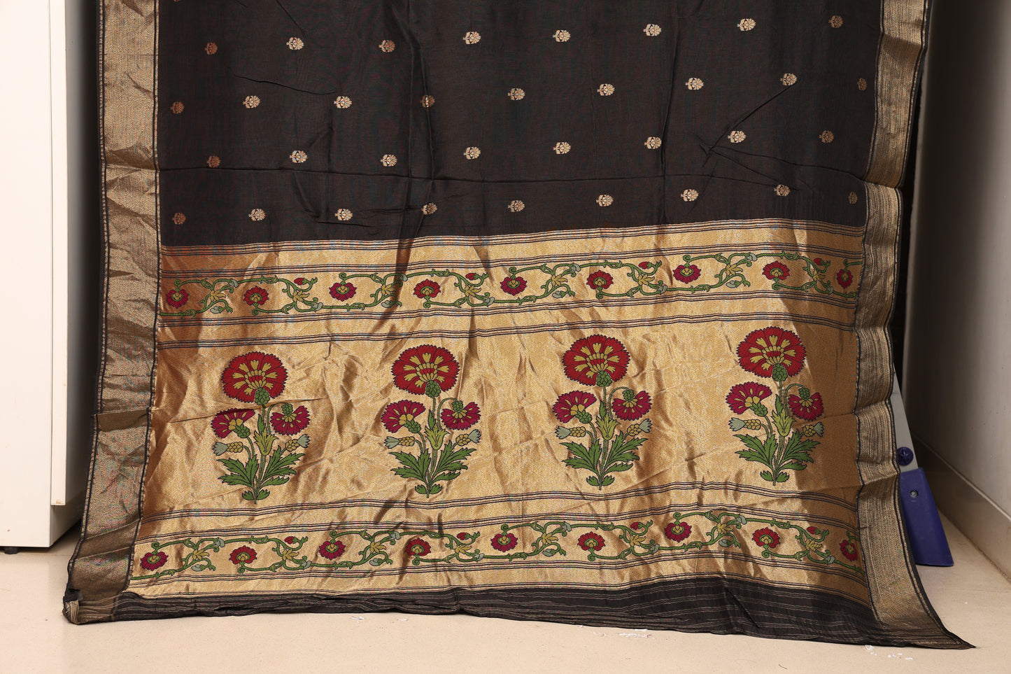 Jet Black Munga Paithani