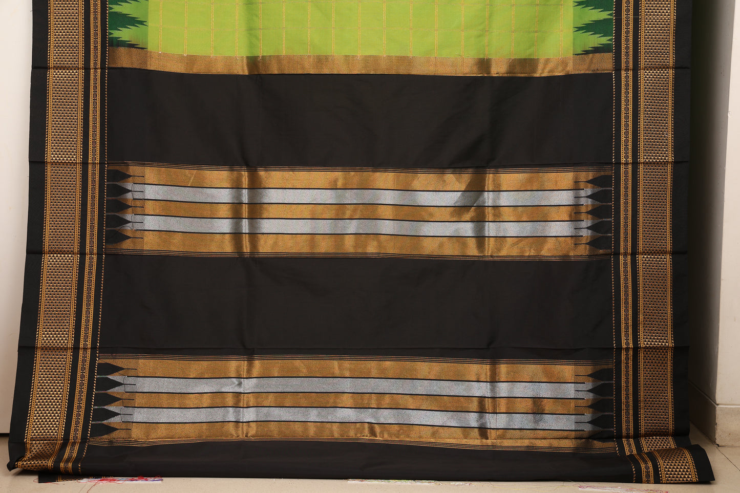 Parrot Green Ilkal Paithani