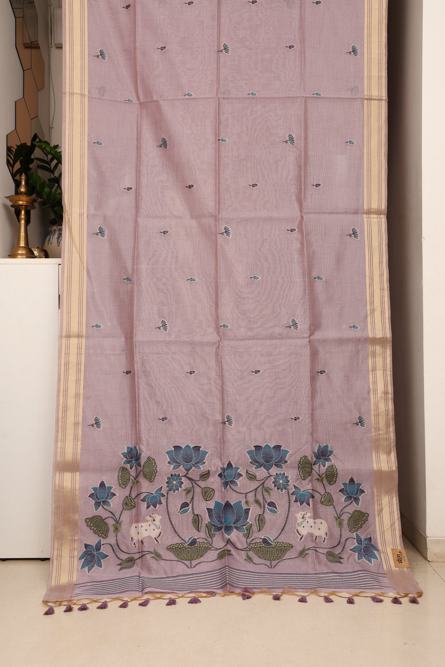 Lavender Tissue Linen Paithani