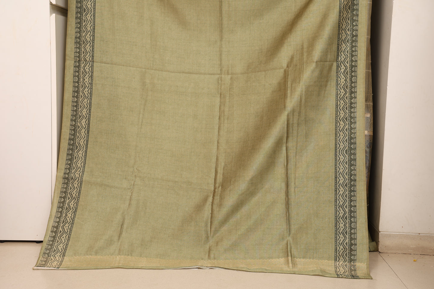 Olive Meadow Art Tussar Linen