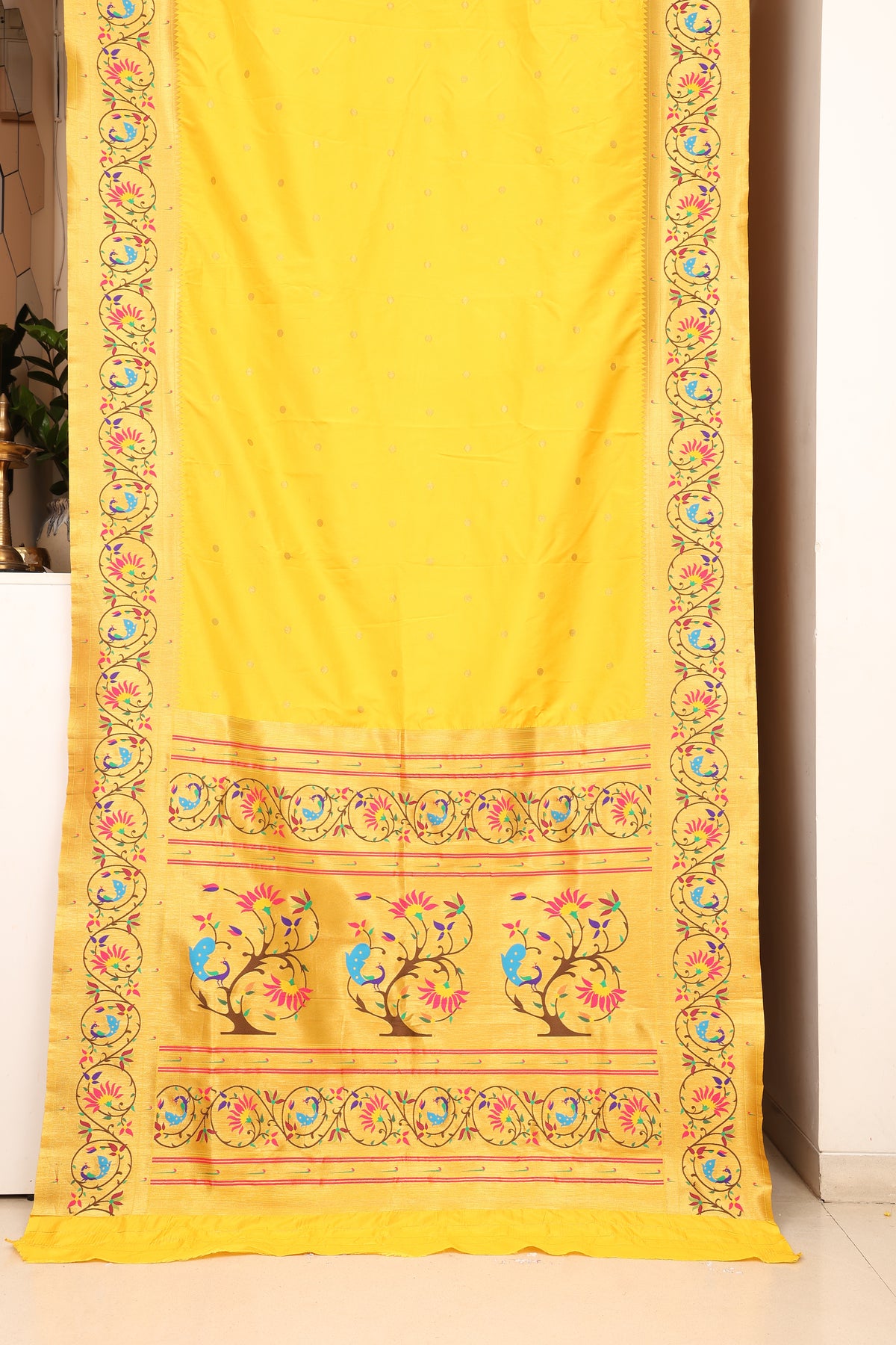 Sunshine Yellow Mayur Chakra Paithani