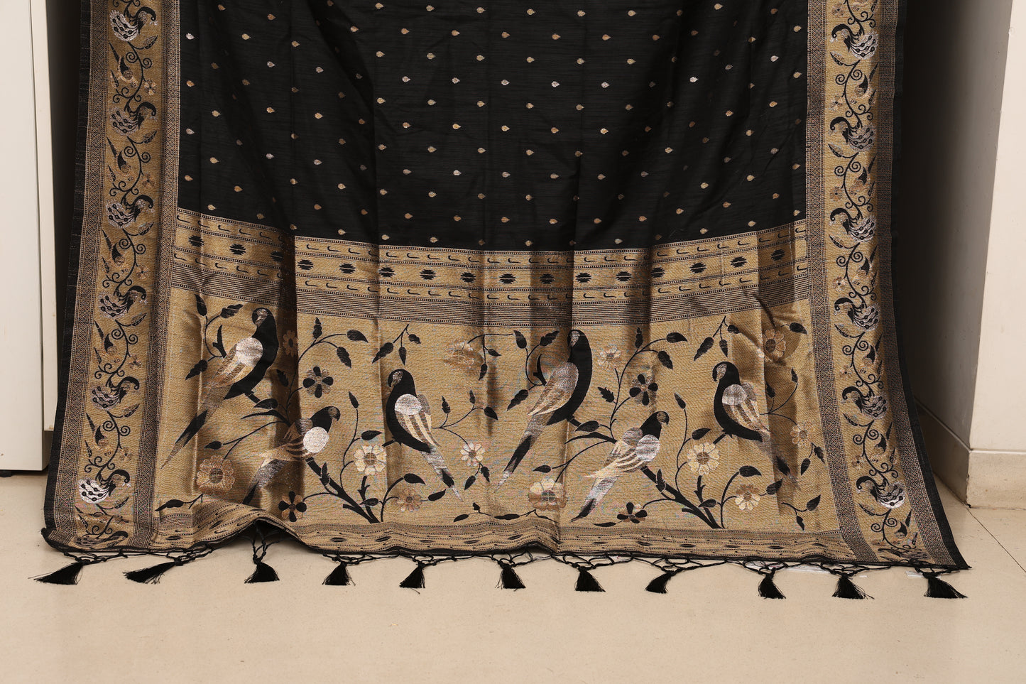 Jet Black Munga Silk Saree