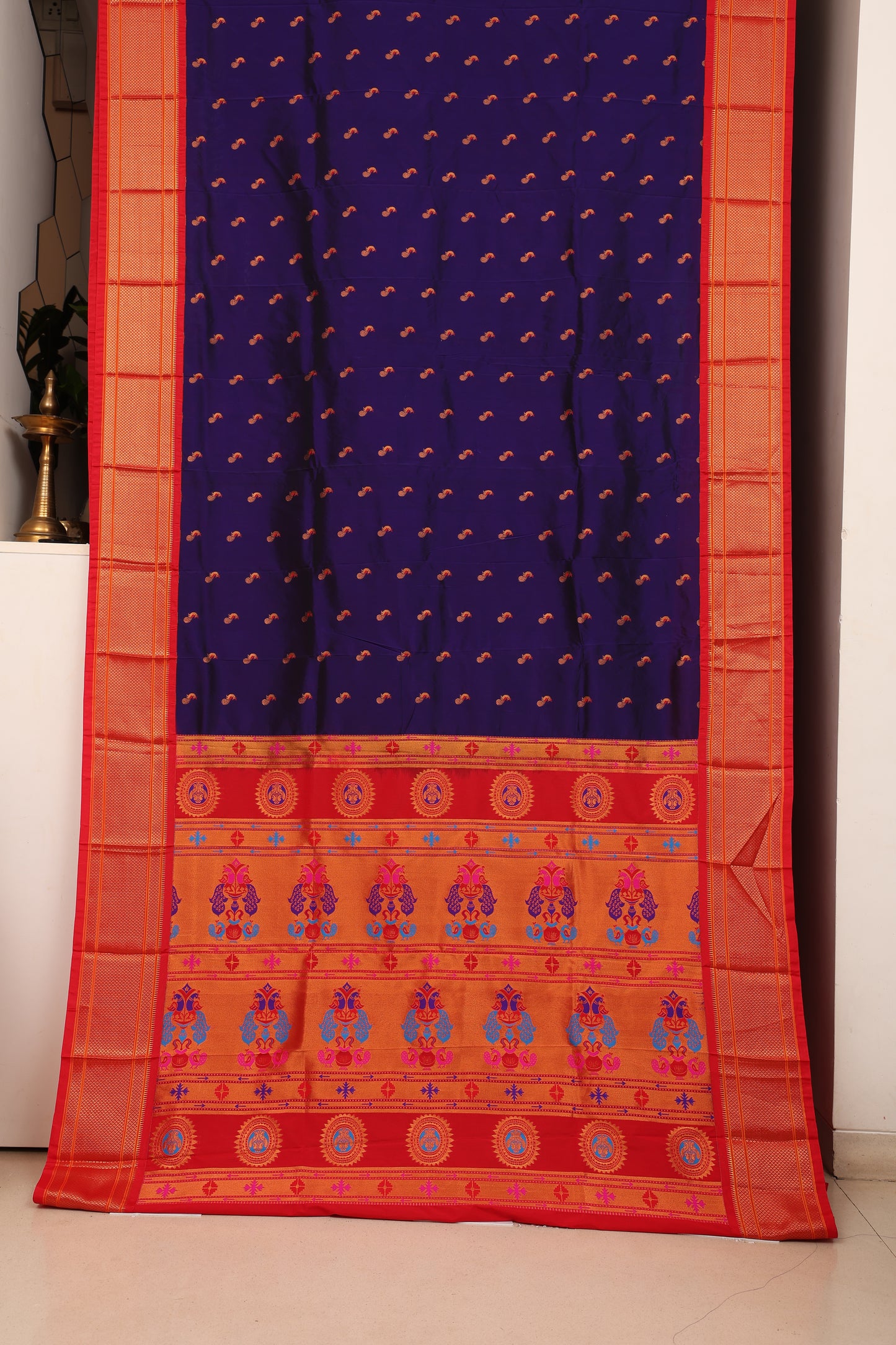 Royal Blue Kalanji Contrast Border Paithani