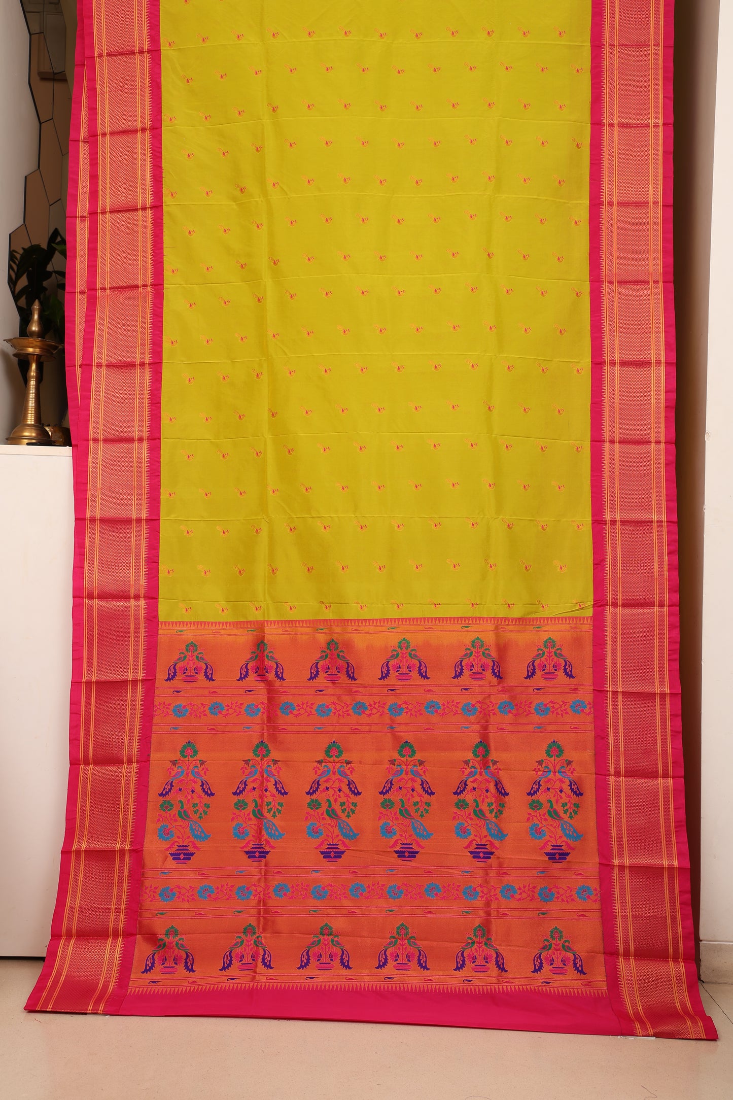 Lime Green Kalanji Contrast Border Paithani