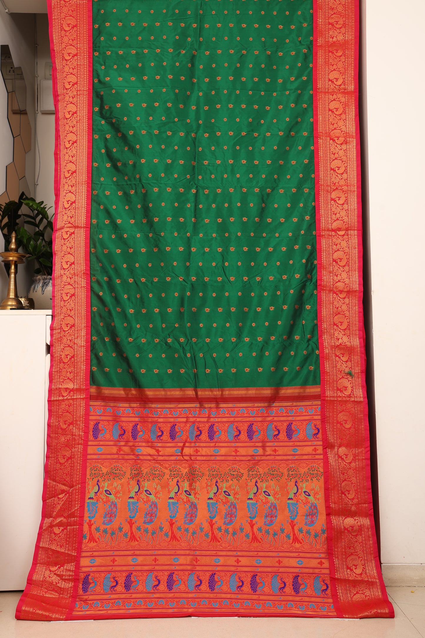 Bottle Green Kalanji Contrast Border Paithani