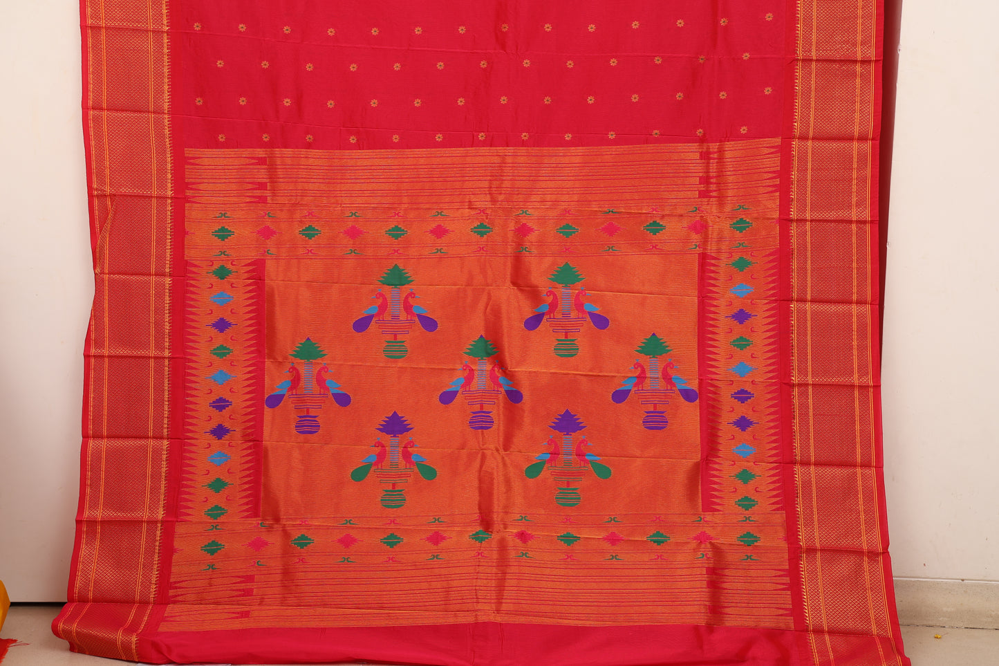 Rani Pink Kalanji Paithani