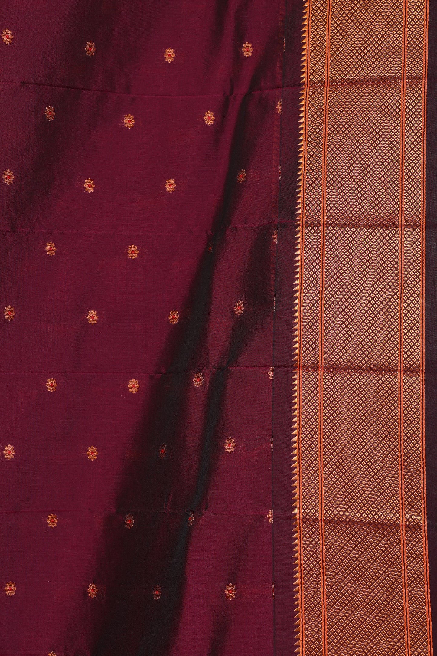 Wine Kalanji Paithani