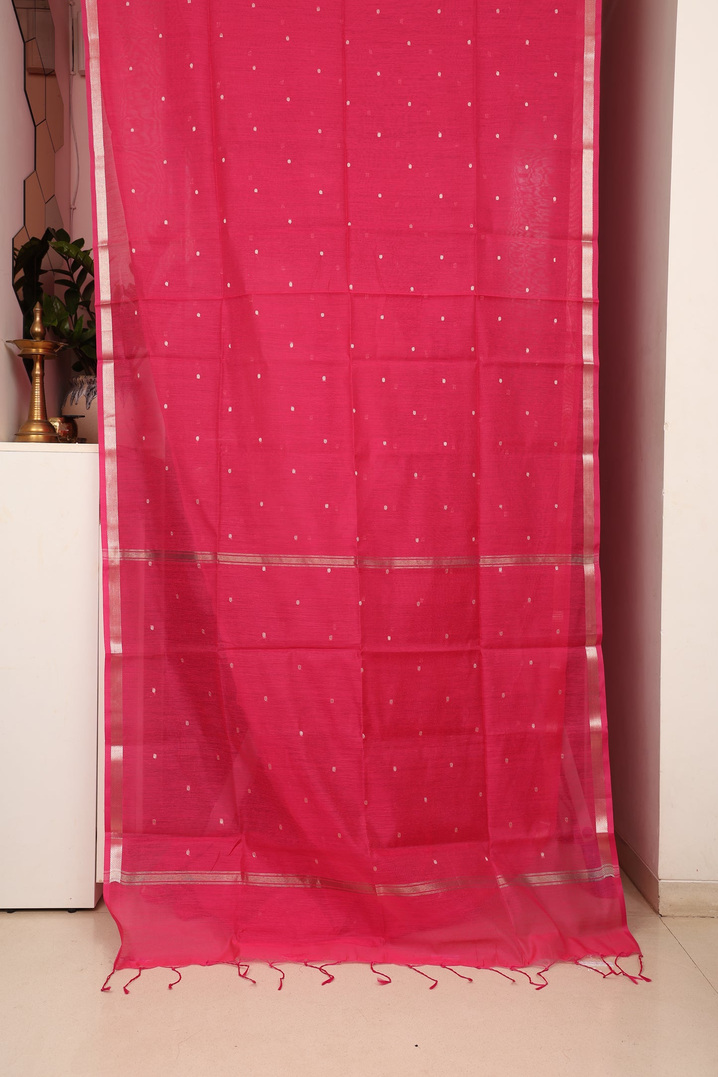 Rani Pink Maheshwari Saree