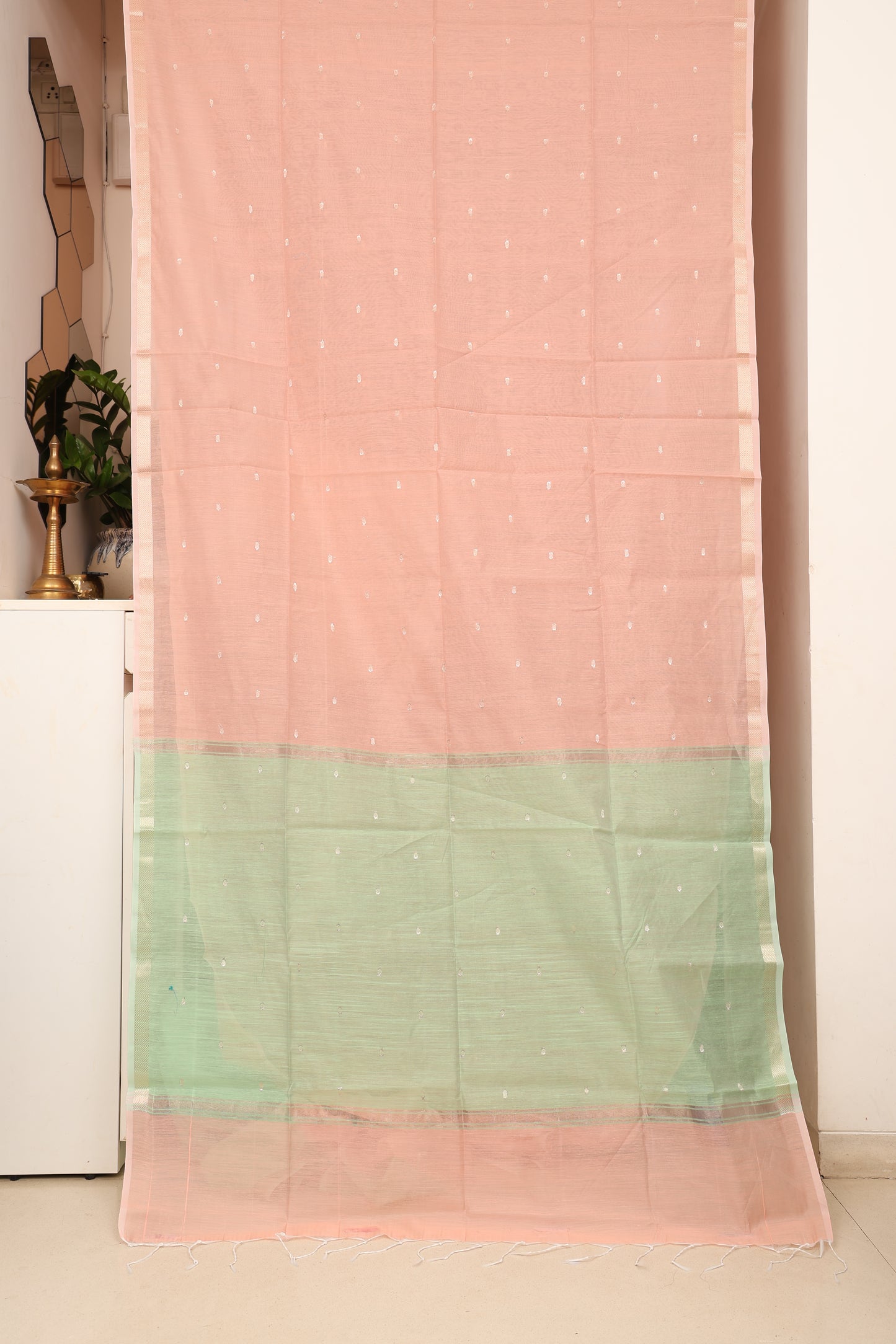 Peach Pista Contrast Maheshwari Saree