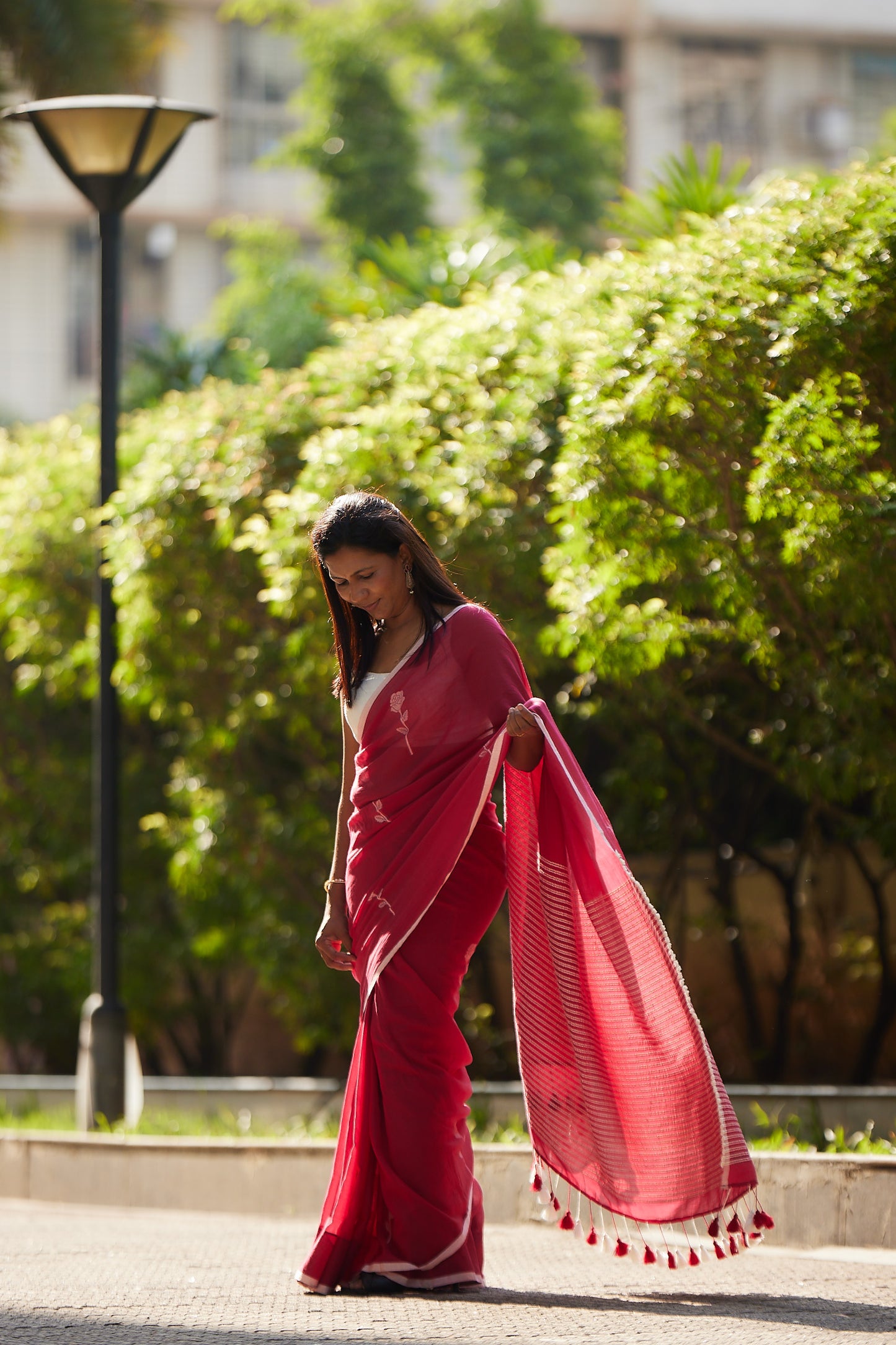 Red Mul Cotton Saree without Blouse Piece