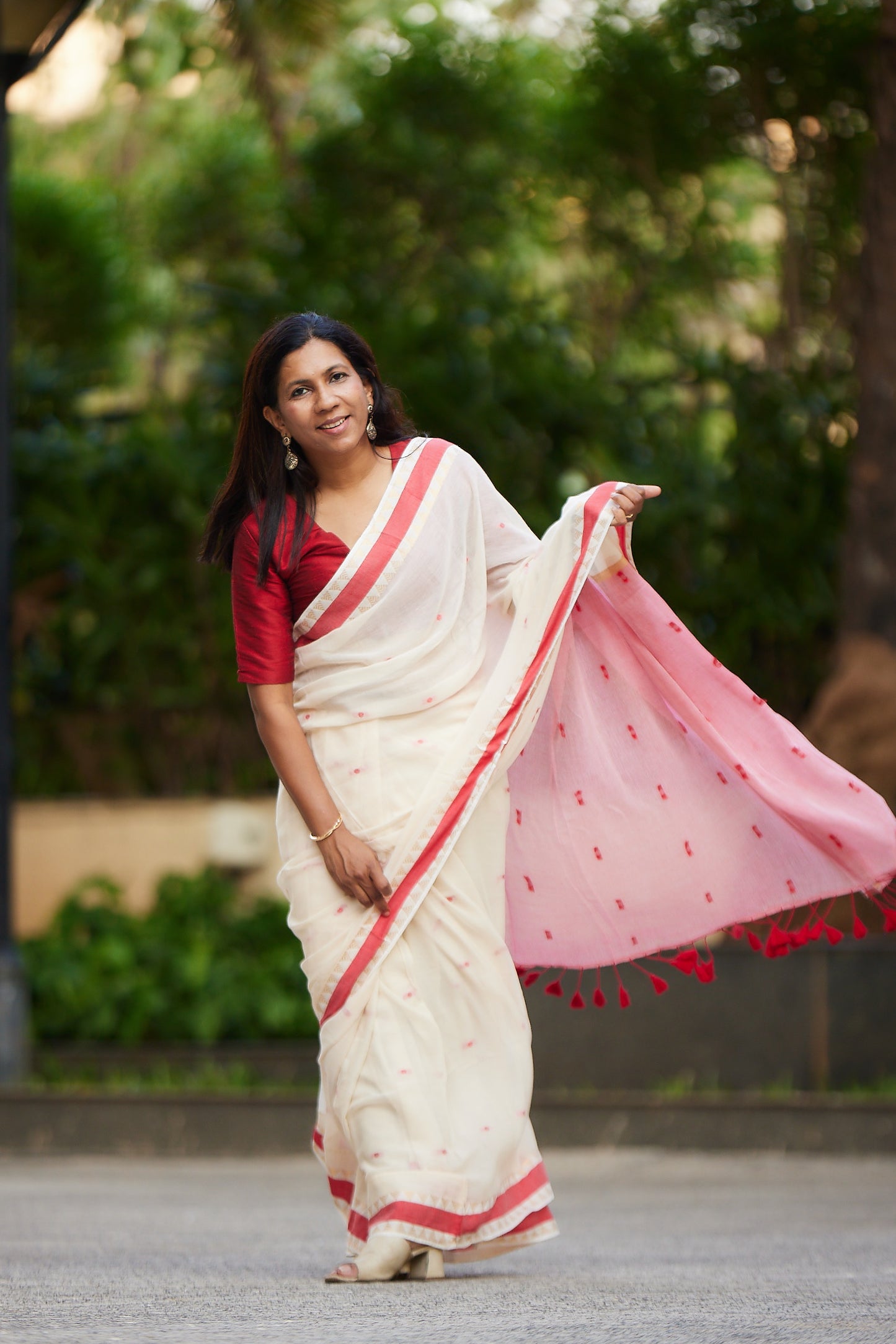 Off white Mulmul Cotton Saree with Zari and Tassels
