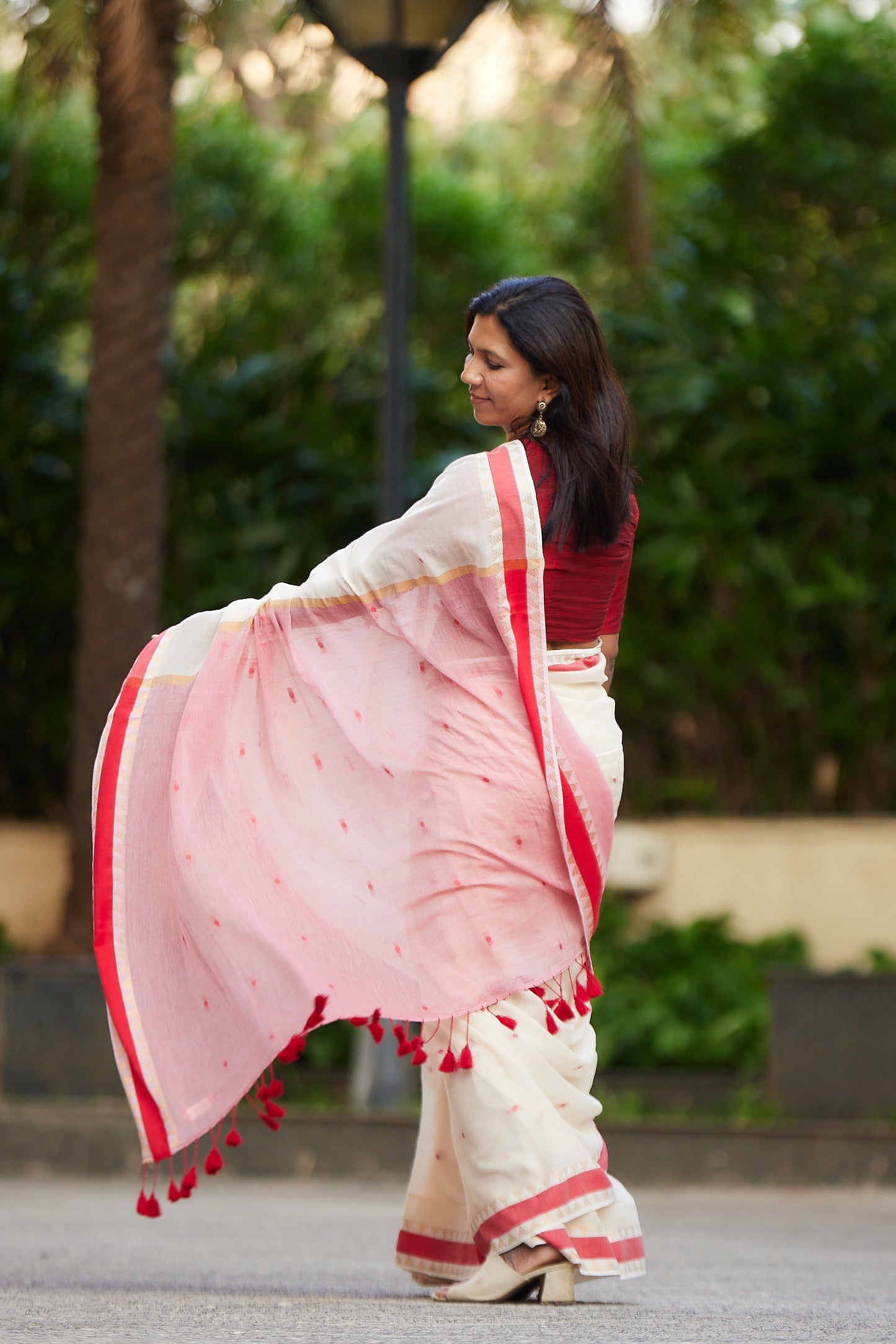 Off white Mulmul Cotton Saree with Zari and Tassels