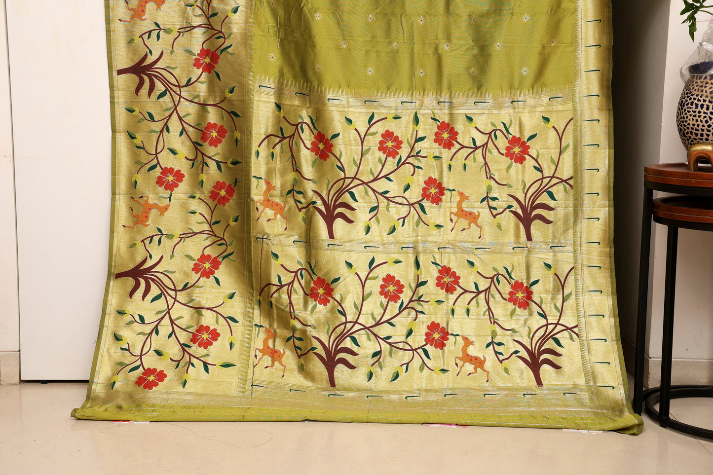 Parrot Green Floral Skirt Border Paithani