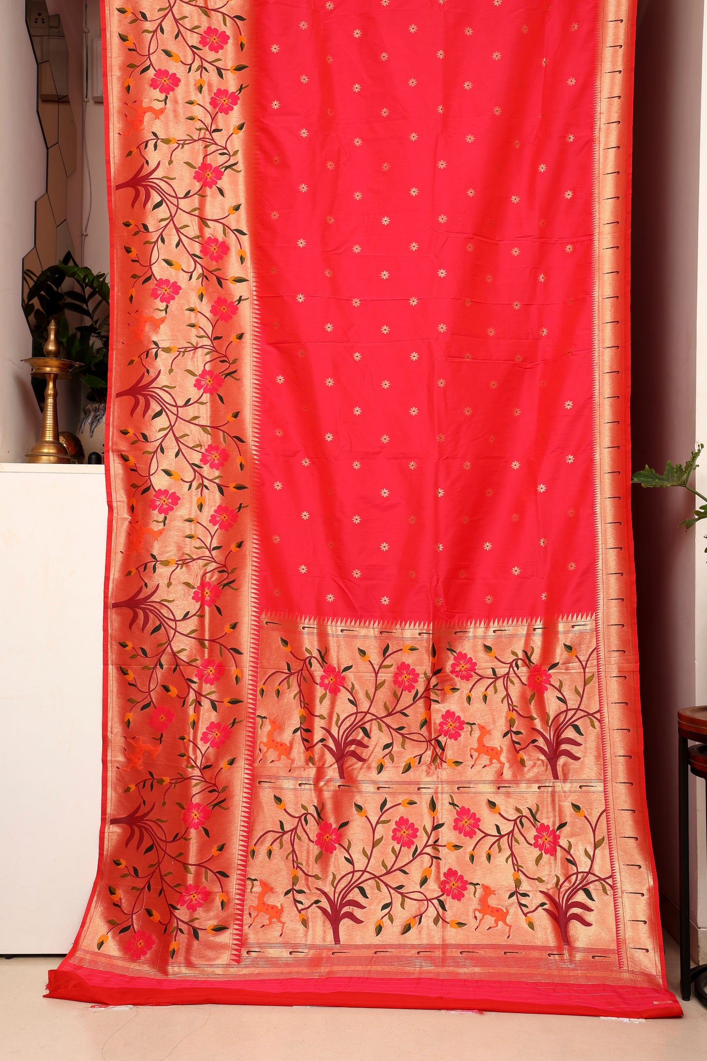 Rani Pink Floral Skirt Border Paithani
