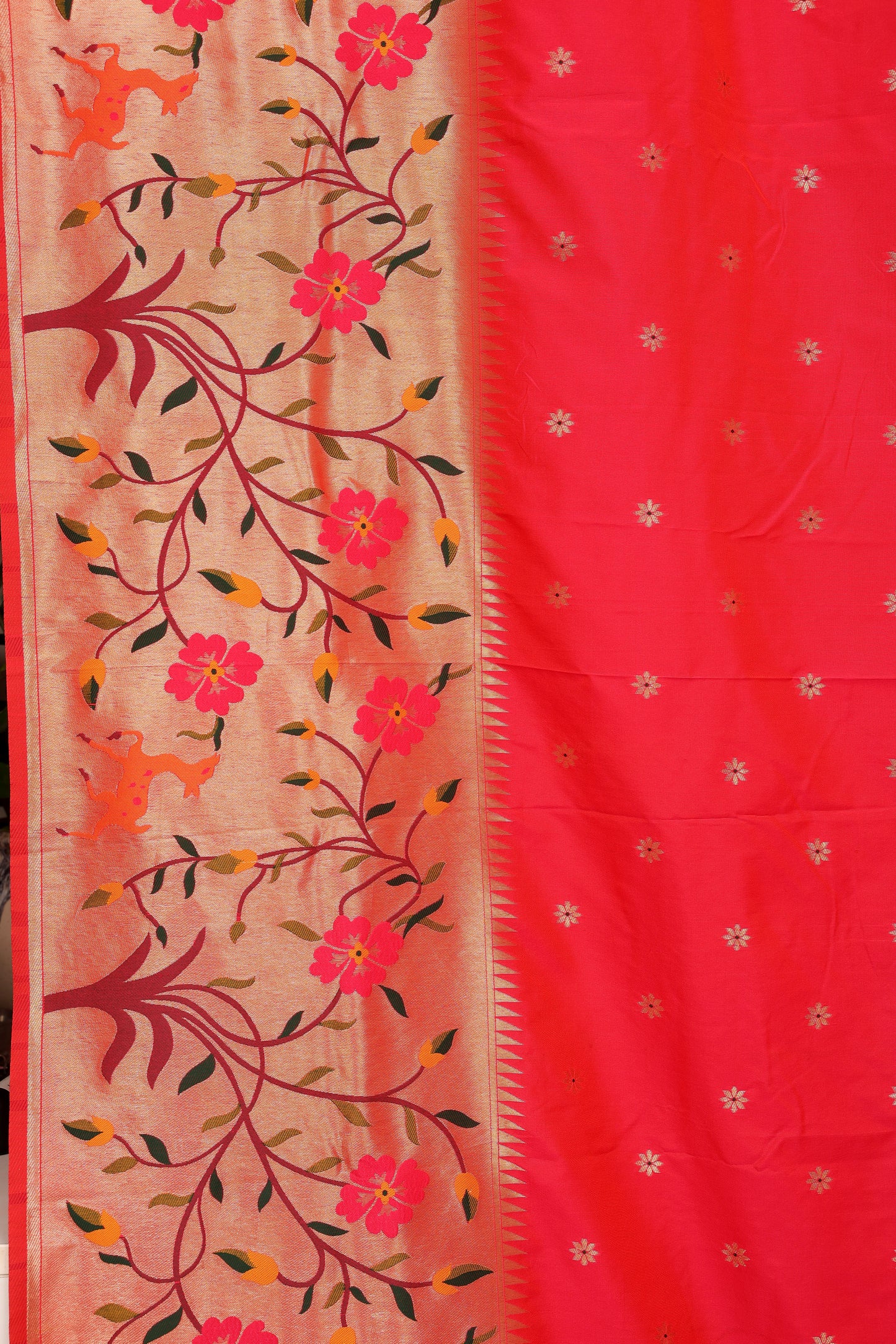 Rani Pink Floral Skirt Border Paithani