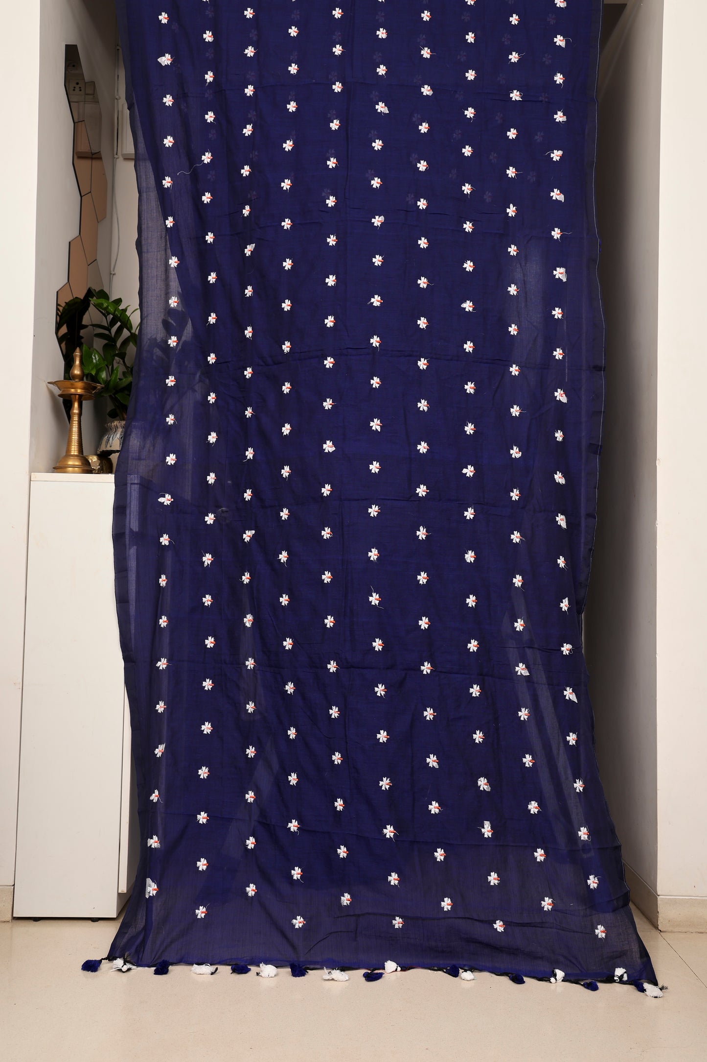 Navy Blue Phul Butti Cotton Mulmul Saree