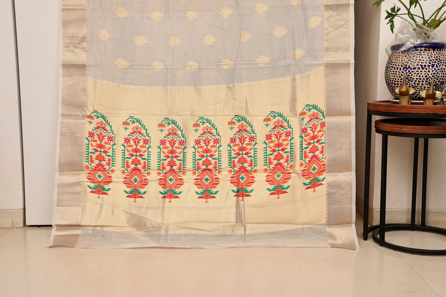 Ivory Gold Linen Tissue Blend Paithani