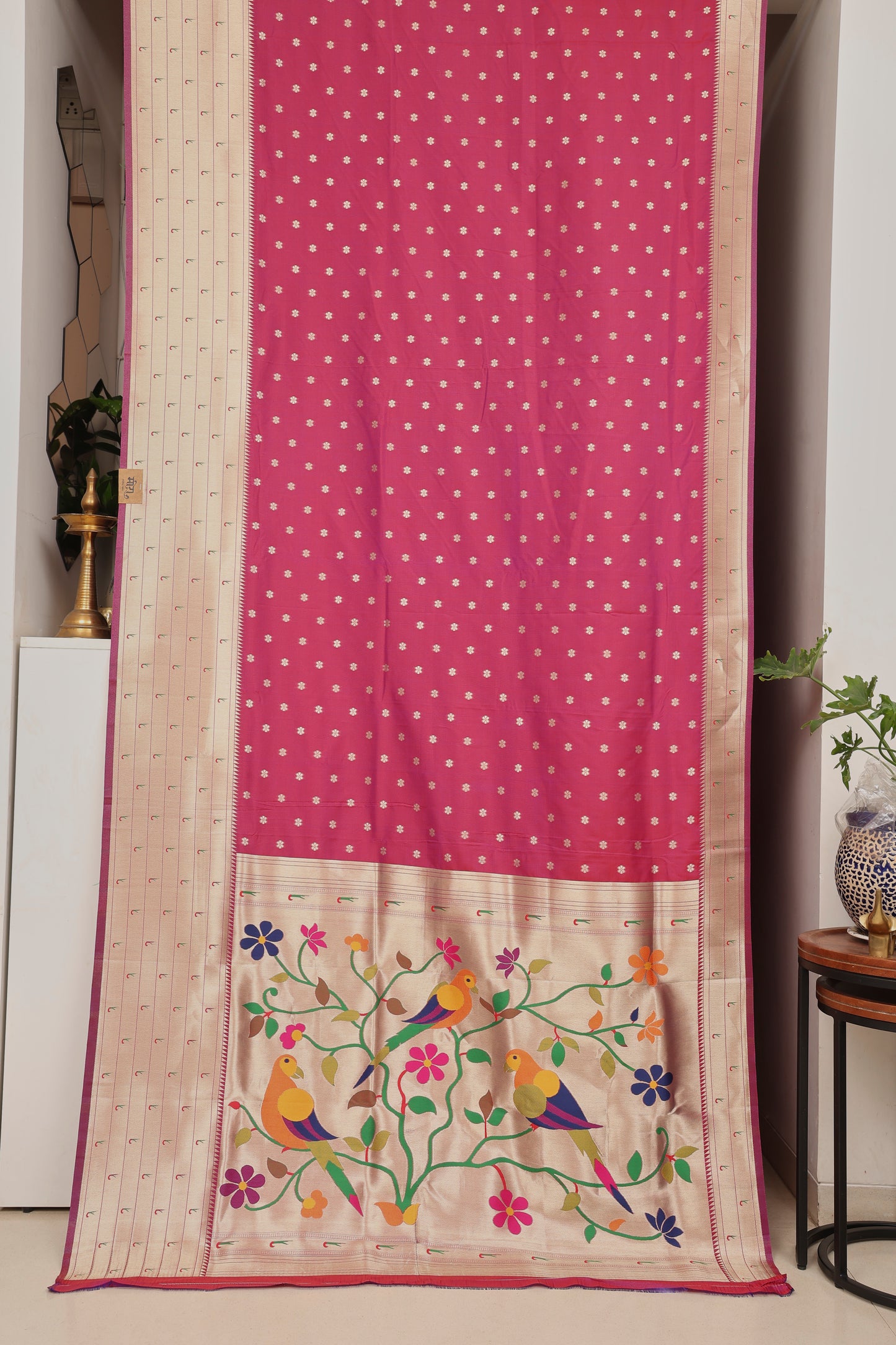 Royal Magenta Seven Rows Muniya Skirt Border Paithani