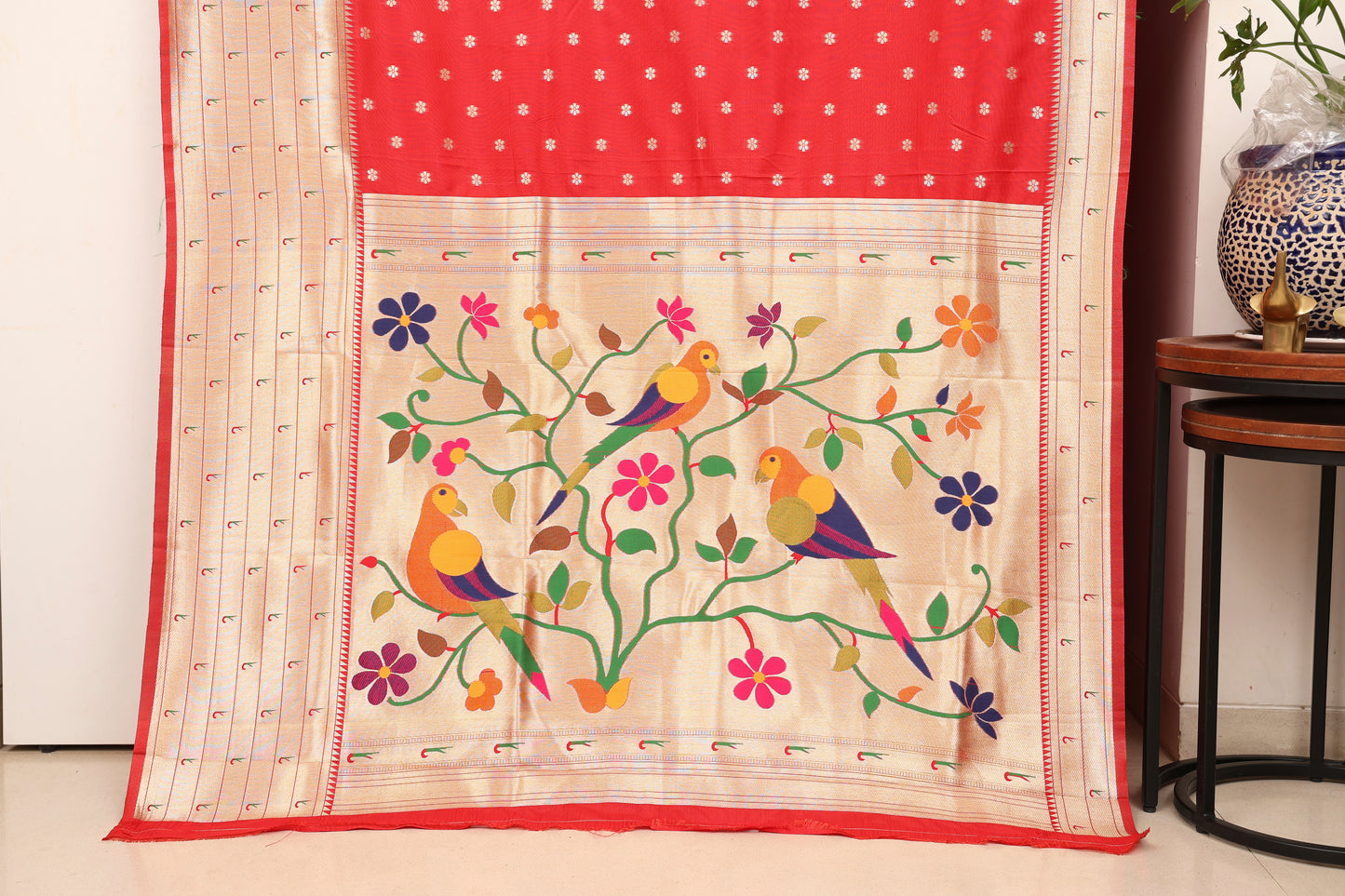 Sindoor Red Seven Rows Muniya Skirt Border Paithani