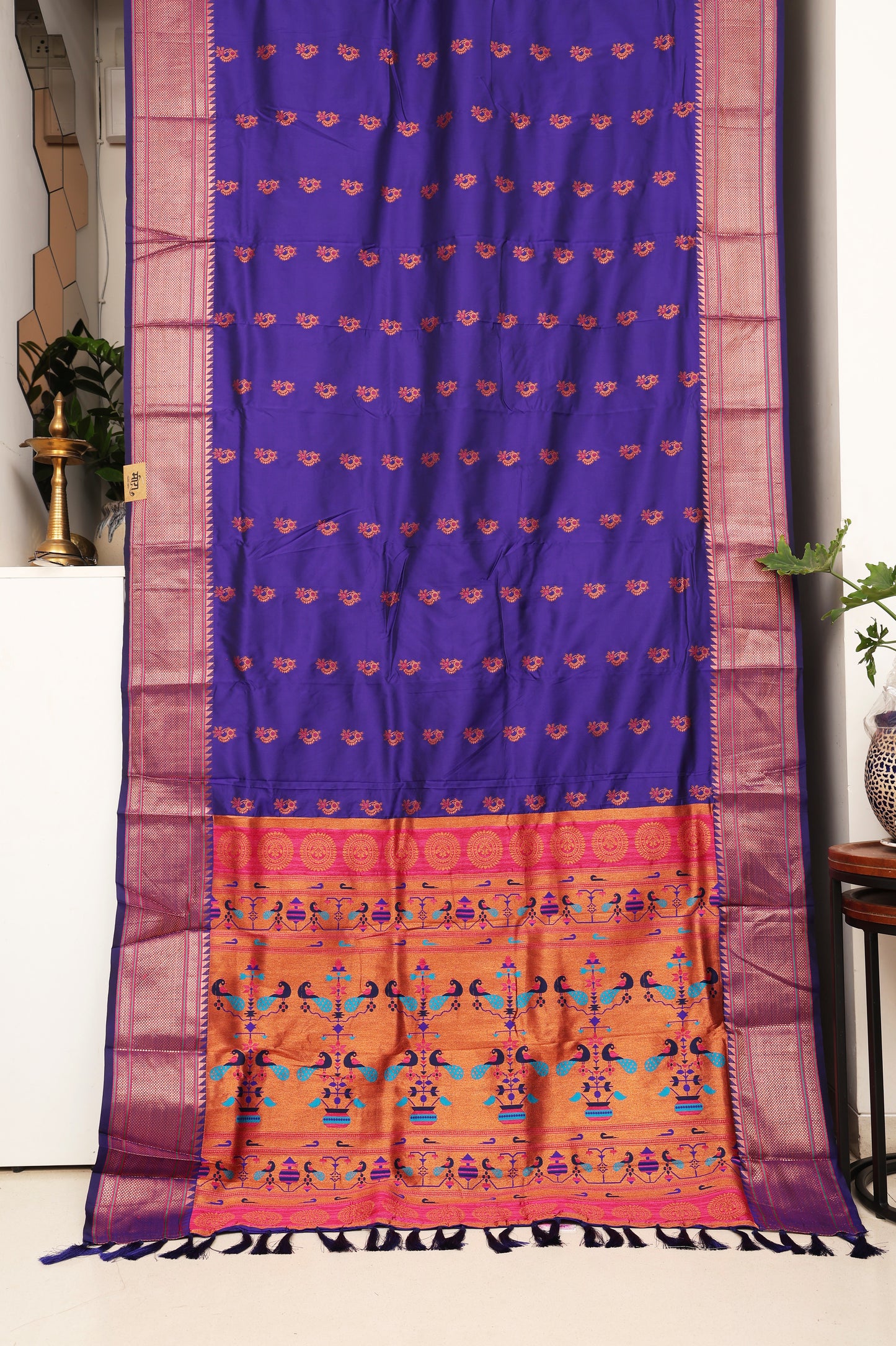 Royal Blue Nath Butti Paithani