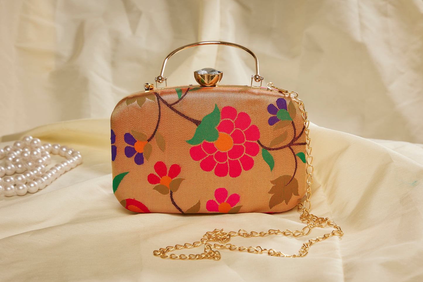 Paithani All Over Design Frame Clutch -02