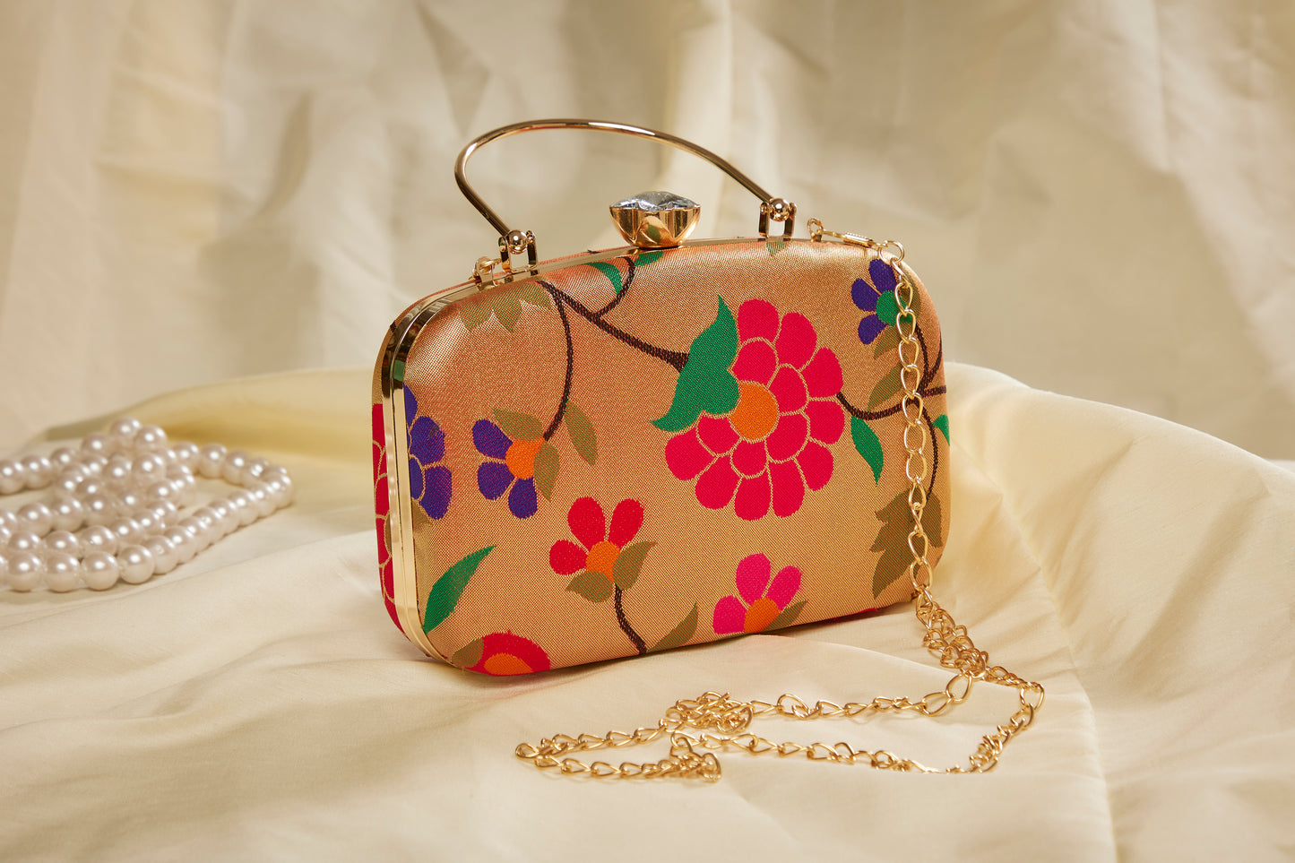 Paithani All Over Design Frame Clutch -02
